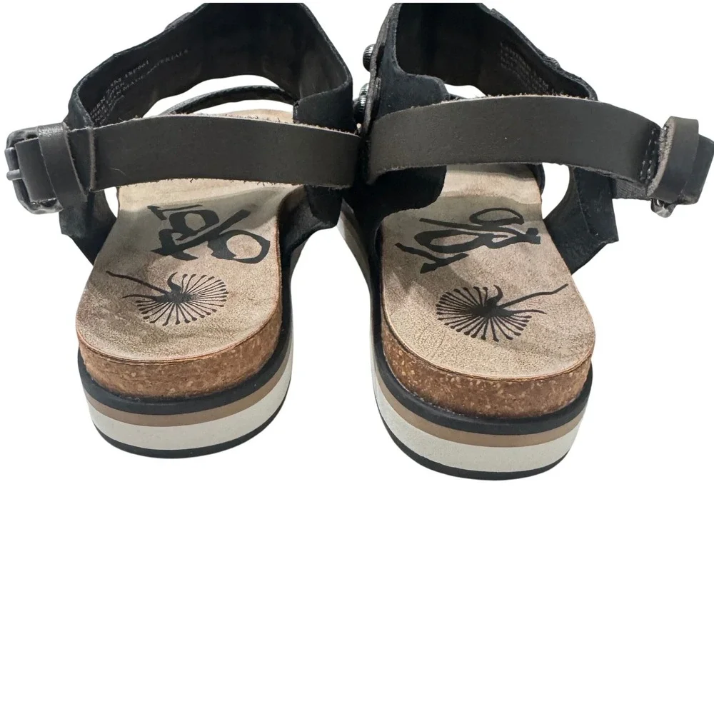 OTBT Lantern‎ Studded Leather Platform Sandals New 7.5 Black Gray Buckle 18F961